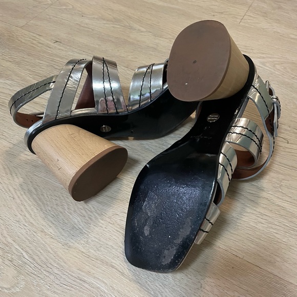 Spring fling 💐 Buy-
PROENZA SCHOULER Metallic Silver Sandals - Picture 5 of 8